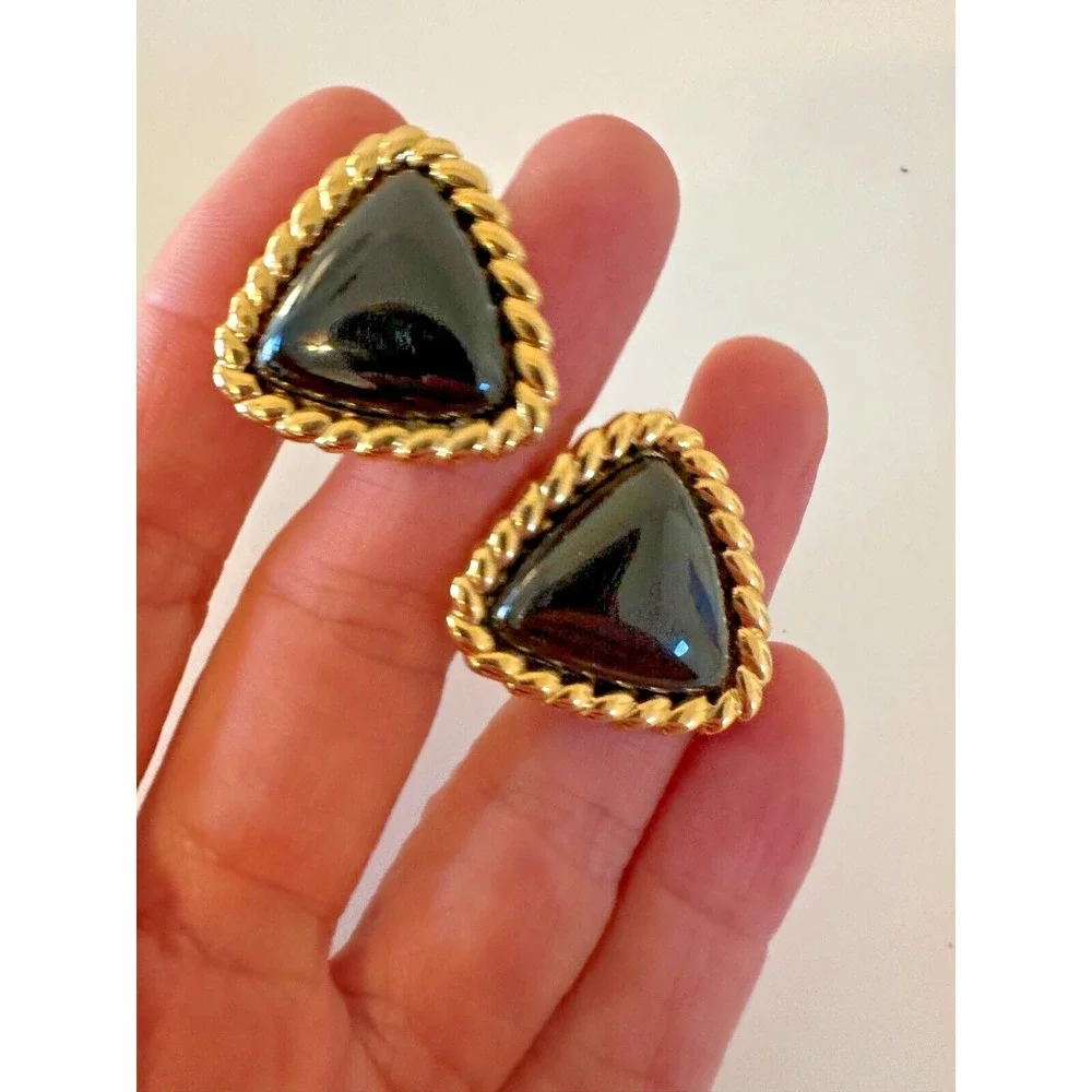 Kenneth J Lane Earrings Clip On Black Triangle Gold Twist Edge Signed Stunning - Picture 5 of 9